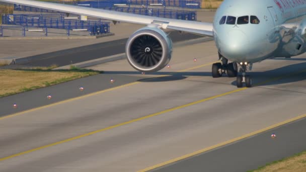 Καναδάς Boeing 787 Dreamliner τροχοδρόμησης του αέρα — Αρχείο Βίντεο