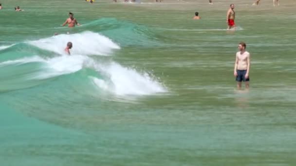 Nai Harn beach, south of Phuket Island — Stock Video