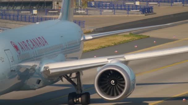 Air Canada Boeing 787 Dreamliner rodaje — Vídeos de Stock