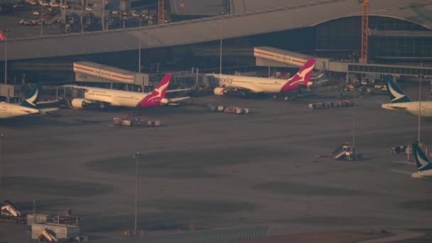 Hava manzaralı Chek Kok Uluslararası Havaalanı, Hong Kong — Stok video