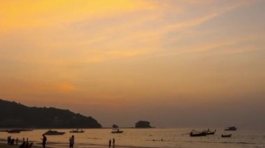 Phuket 'te gün batımı manzarası