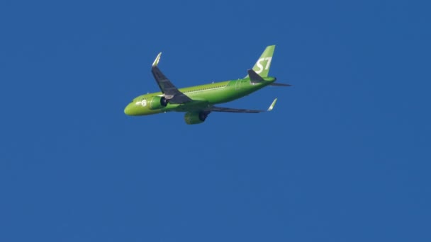 S7 Airbus A320 approchant — Video