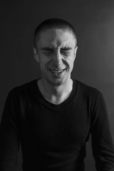 Czarno Biały Portret Emocjonalny Mężczyzny Emocje Ich Życie — Zdjęcie stockowe