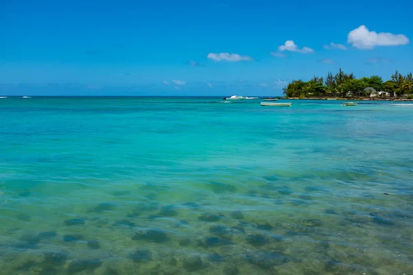 Incríveis praias brancas da ilha Maurícia — Fotografia de Stock