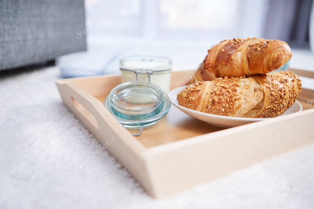 breakfast in bed on tray