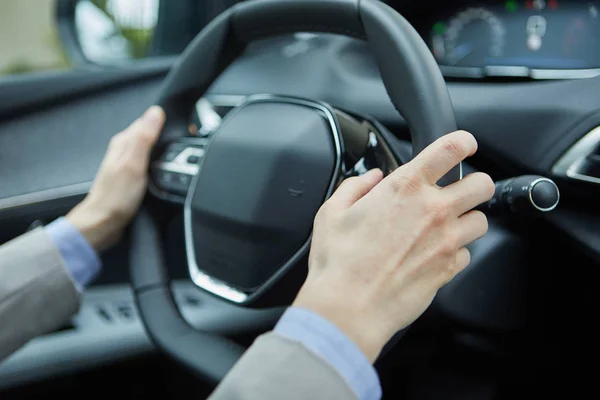 Business woman driving her new  car — Stock Photo, Image