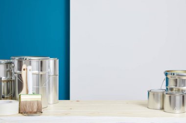 Resim aksesuarları. İç yenileme.