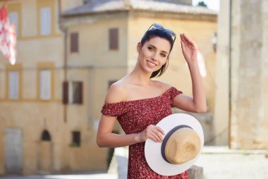 İtalya küçük bir kasaba kızı ziyaret. 