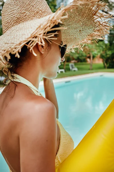 Verão férias conceito de moda — Fotografia de Stock