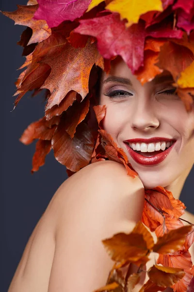 Retrato de mulher outono — Fotografia de Stock