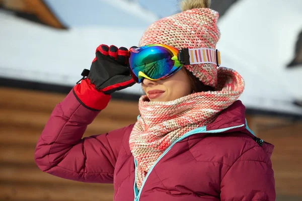 Esporte mulher inverno retrato . — Fotografia de Stock