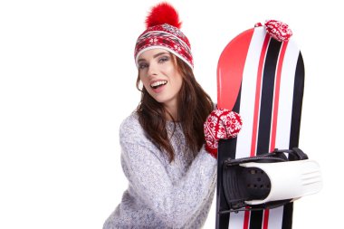 Bir snowboard studio tutan kadın