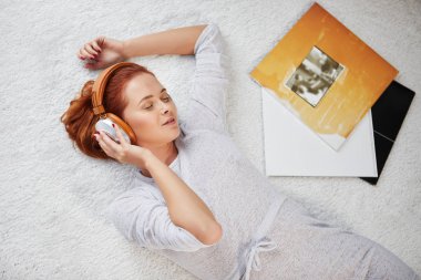 dinlenme seksi kadın