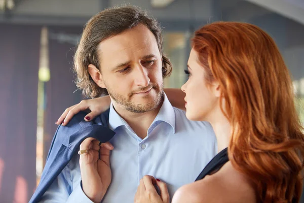 Young couple in love — Stock Photo, Image