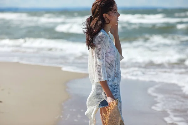 Woman Enjoying Walk Beach — Stock Photo, Image