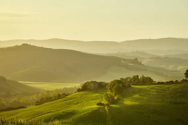 Paisaje Toscana al amanecer —  Fotos de Stock