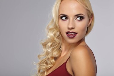 Seksi kadın portresi