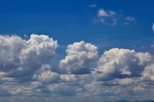 Blue sky with clouds closeup — Stock Photo, Image