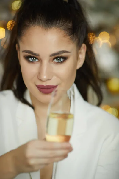 New year, girl and champagne Lovely girl with glass in hand on t — Stock Photo, Image