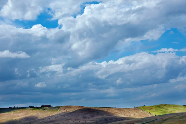 Blick auf typische toskanische Landschaft — Stockfoto