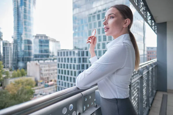 Beautiful Business Woman Background Modern Office — Stock Photo, Image