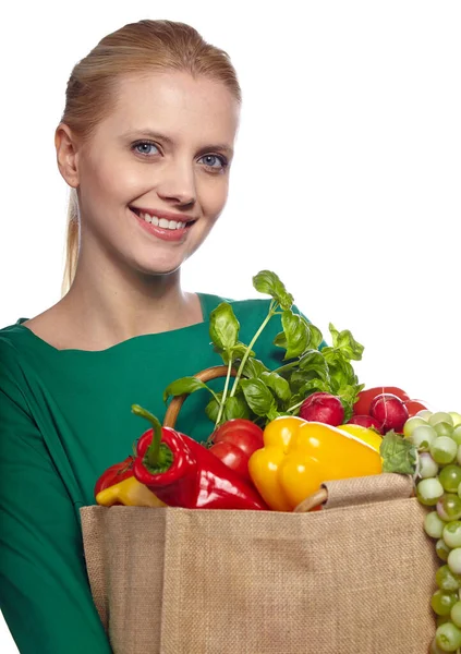 Mujer Sosteniendo Bolsa Compras Papel Supermercado Llena Verduras Frescas Dieta — Foto de Stock