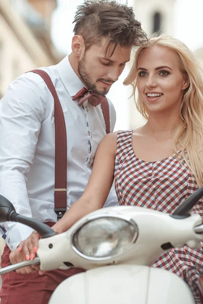 Romantic Couple Motorcycle Loving Couple Riding Motor City — Stock Photo, Image