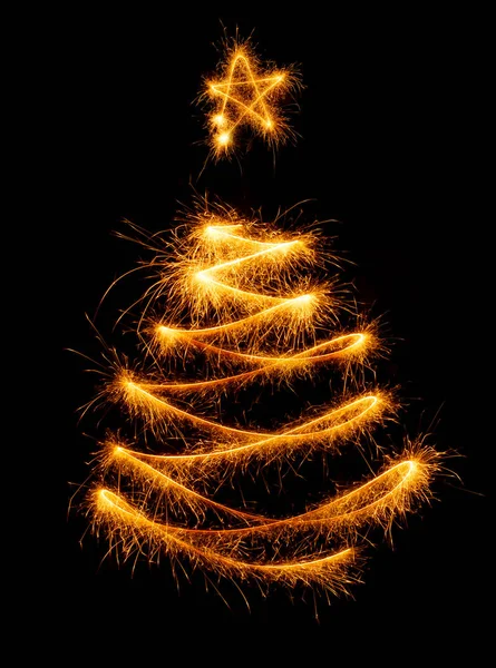 Árvore de Natal feita por sparkler em um preto — Fotografia de Stock