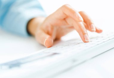 Klavyede yazarak işçisi kadın ofis