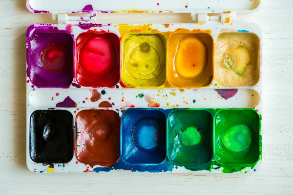 Konstnären pensel och färg — Stockfoto