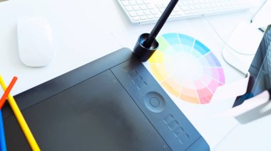 İşyeri yaratıcı kişi yakın çekim