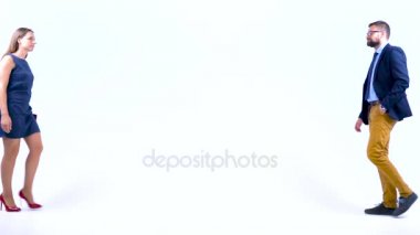 İki iş ortakları birbirine studio karşılama el sallamak