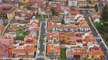 La Orotava, Tenerife, Kanarya Adaları, İspanya 'nın merkezindeki tarihi binaların yüksekliğinden görüntü