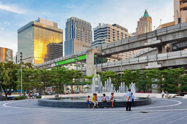 Fontein in de buurt van World trade center — Stockfoto