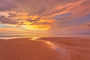 Gün batımı ebb manzara