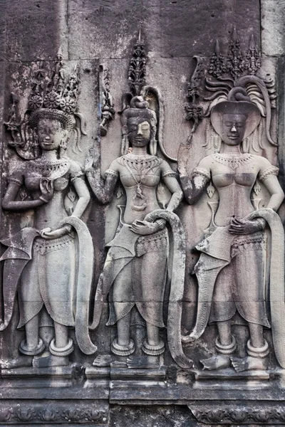 Apsara på väggen i angkor wat — Stockfoto