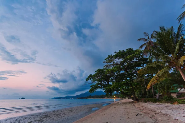 Coucher de soleil ebb plage — Photo