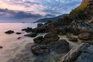 Tropikal gün batımı görünümü