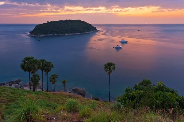 Blick auf das Meer bei Sonnenuntergang — Stockfoto