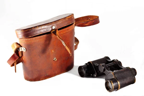 Old binoculars with coffer — Stock Photo, Image