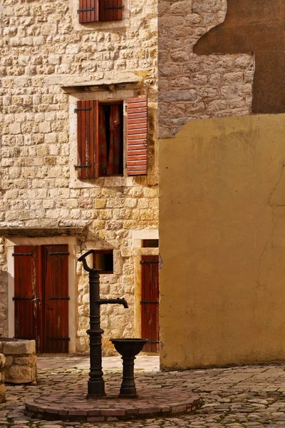 Ulicy w starym mieście Kotor — Zdjęcie stockowe
