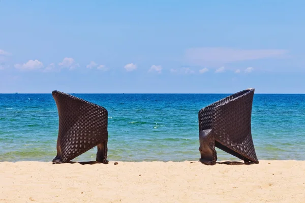Güneş sandalyeler — Stok fotoğraf