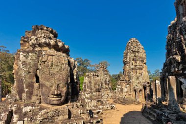 angkor wat Tapınağı antik bayon yüzler