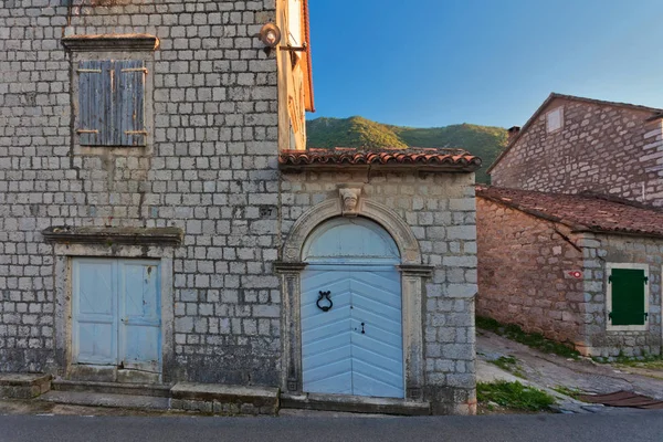 Strada nel centro storico. Montenegro — Foto Stock