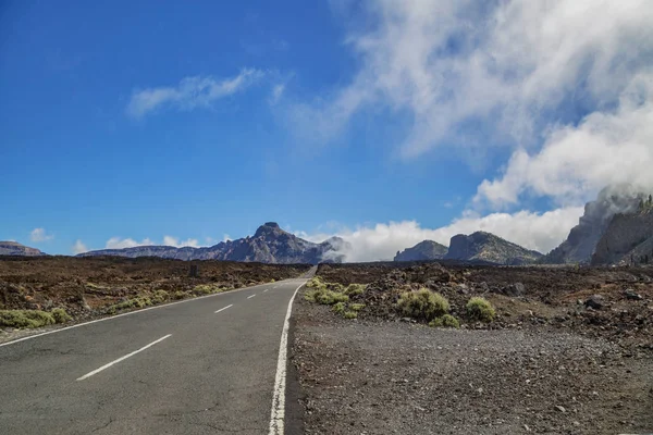 Straße zum Vulkan el teide — Stockfoto
