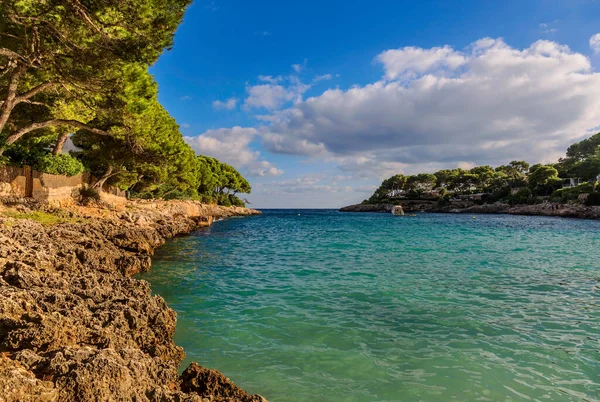 Paesaggio Con Rocce Sul Mare Sotto Cielo Maiorca Spagna Mar — Foto Stock