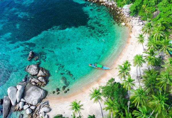 Vista aérea de la playa de Sai Nuan, koh Tao, Tailandia Imágenes de stock libres de derechos