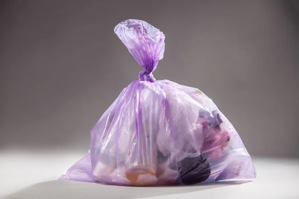 Bolsa de basura. Captura de estudio — Foto de Stock