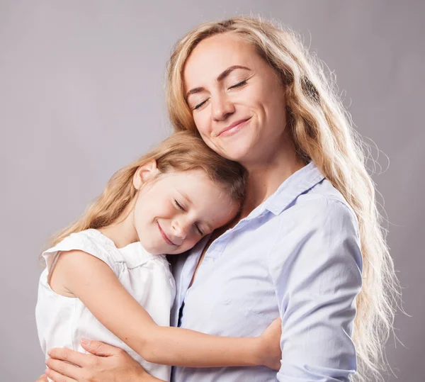 Mère avec petite fille — Photo