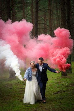 Gelin ve damat, düğün günü